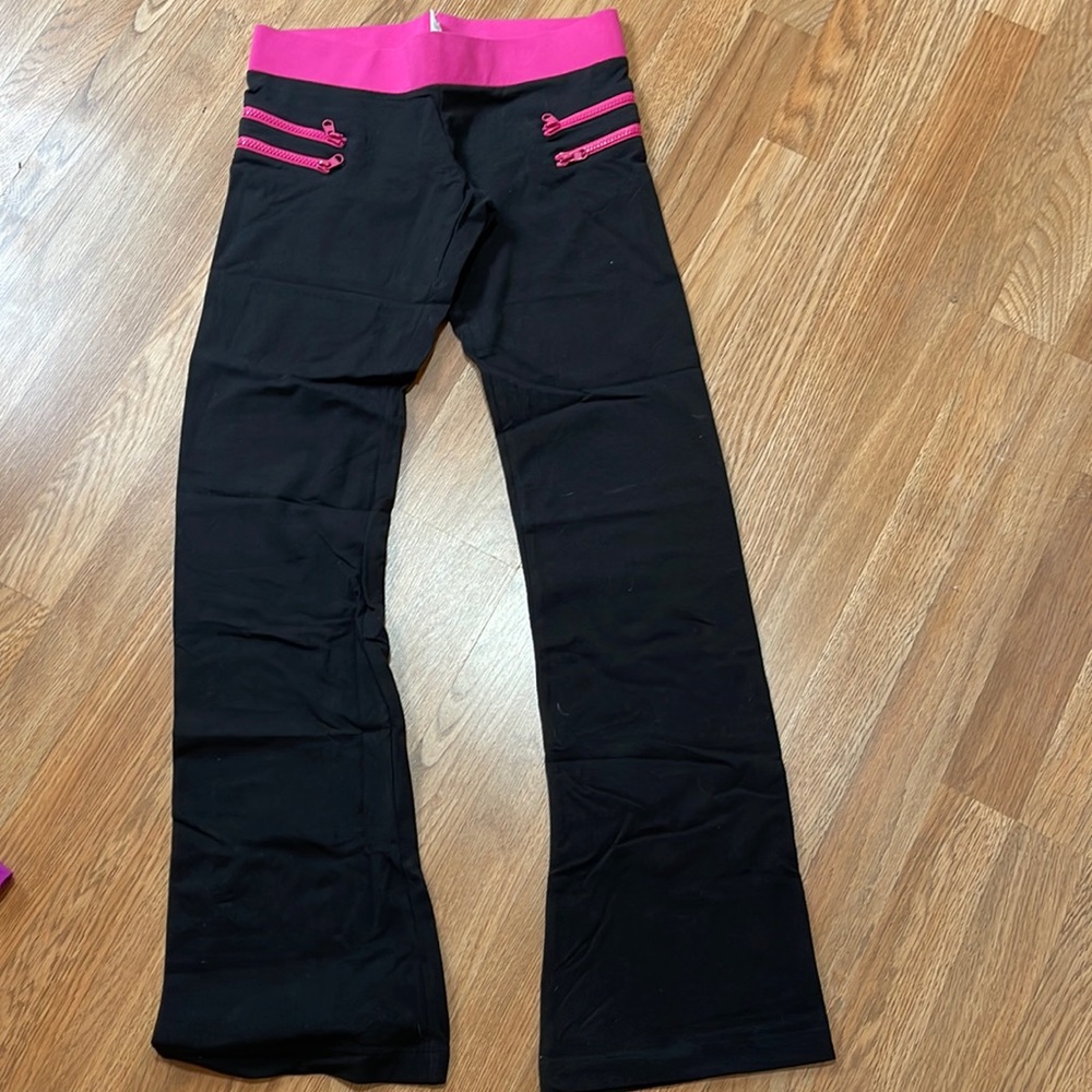 Workout pants
